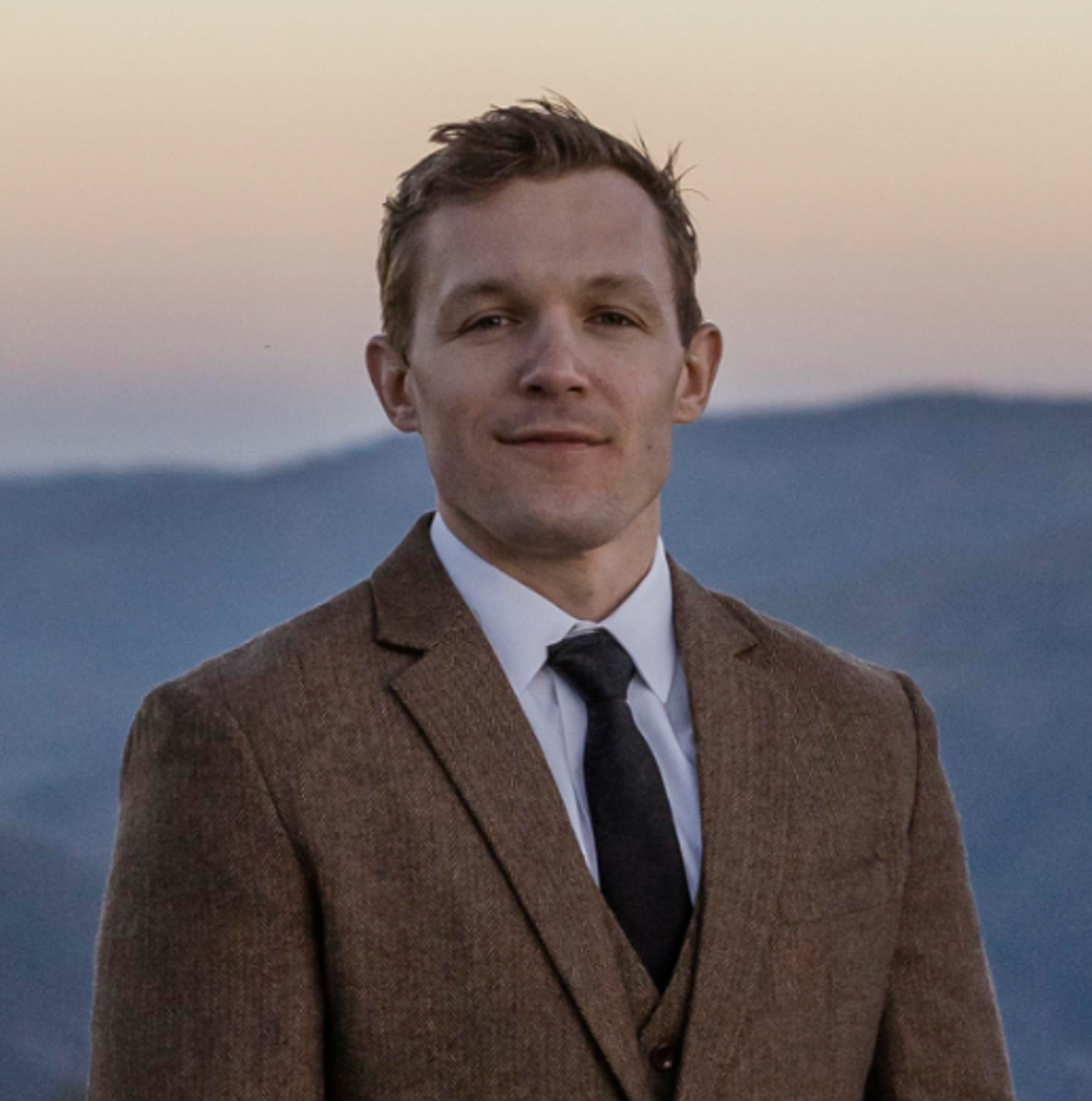 Dustin Ellis, founder of Vibe2Cloud.